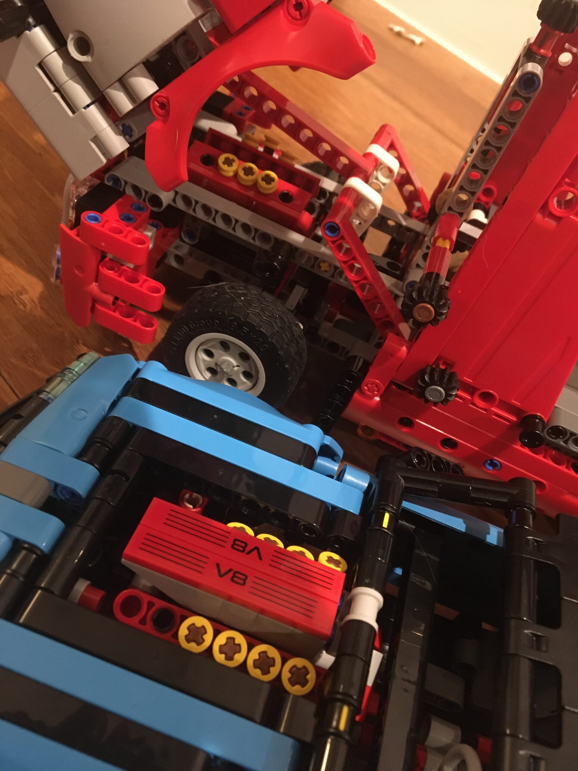 Review of the LEGO Technic 42098 Car Transporter set – MrPetovan.com